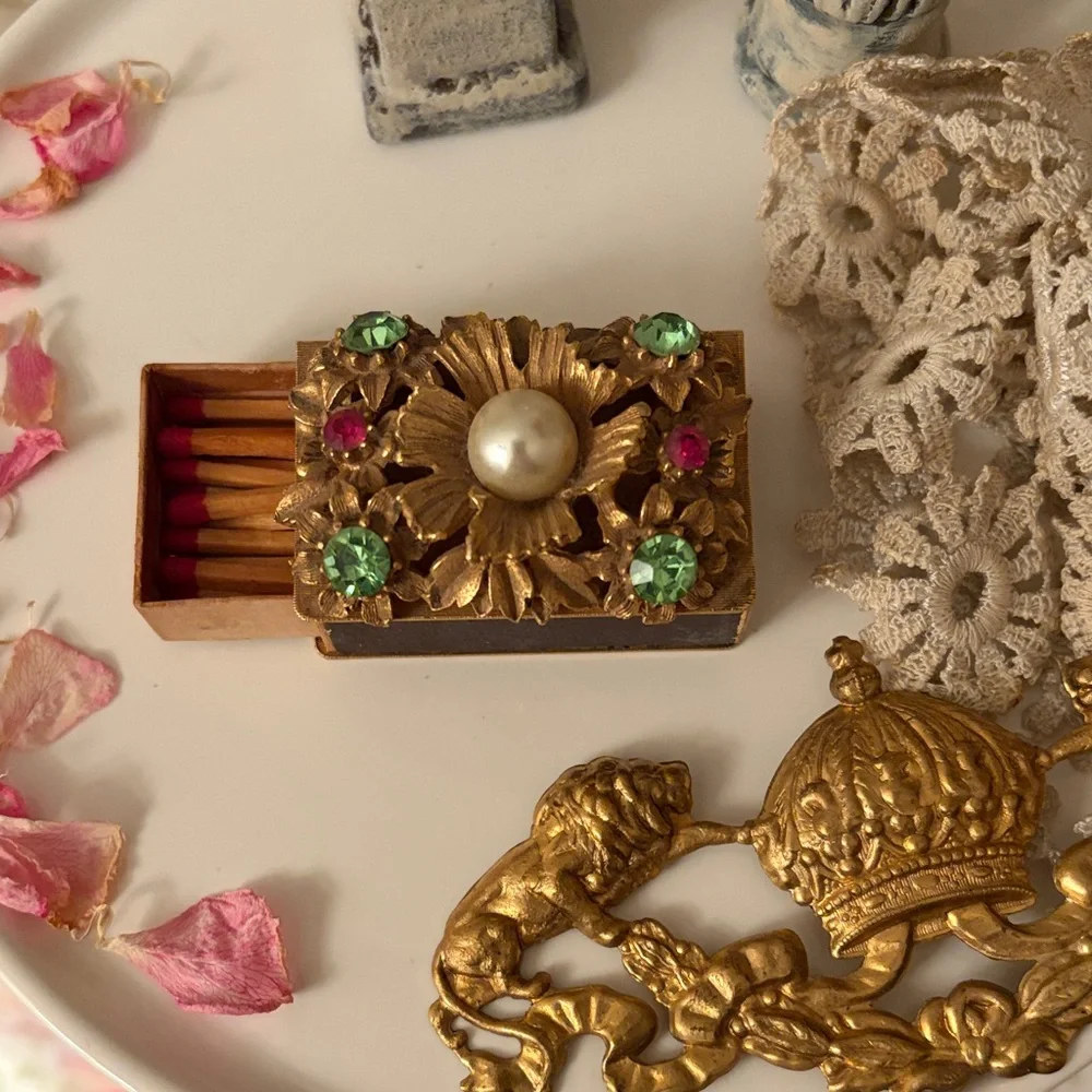 Florenza Vintage Gold Floral Jeweled Matchbox with Pearl Accent - Picture 2 of 9